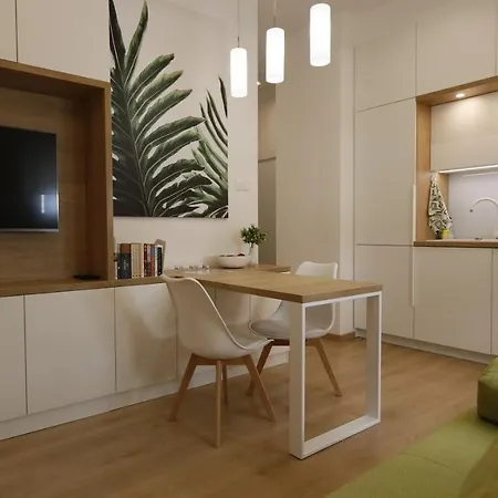 Ana, Vracar, * Belgrado